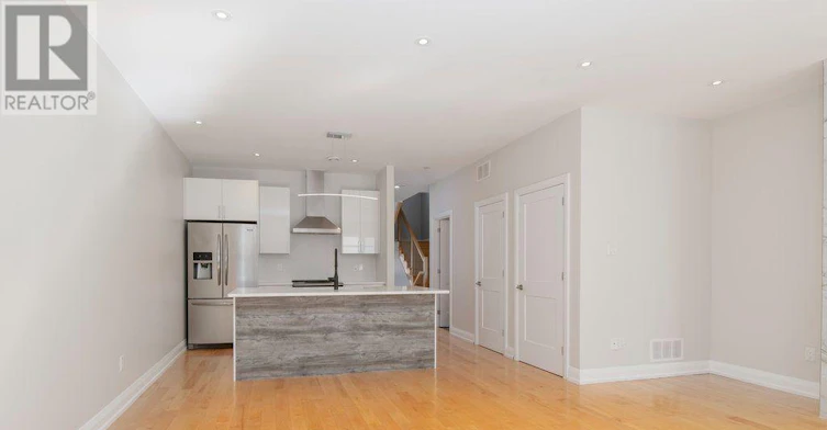 1288A Kilborn Avenue, Ottawa, ON, K1H 6L3 - 10