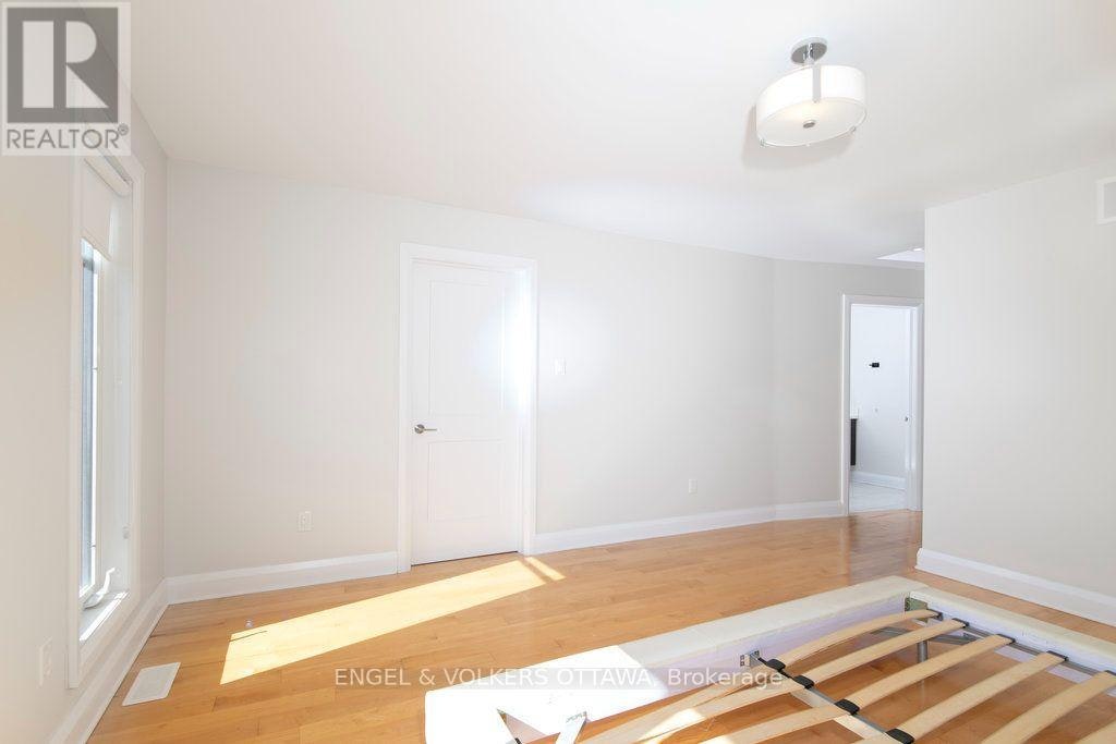 1288A Kilborn Avenue, Ottawa, ON, K1H 6L3 - 22
