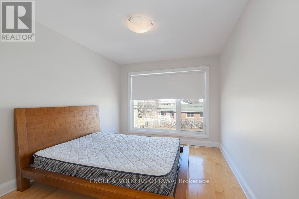 1288A Kilborn Avenue, Ottawa, ON, K1H 6L3 - 24