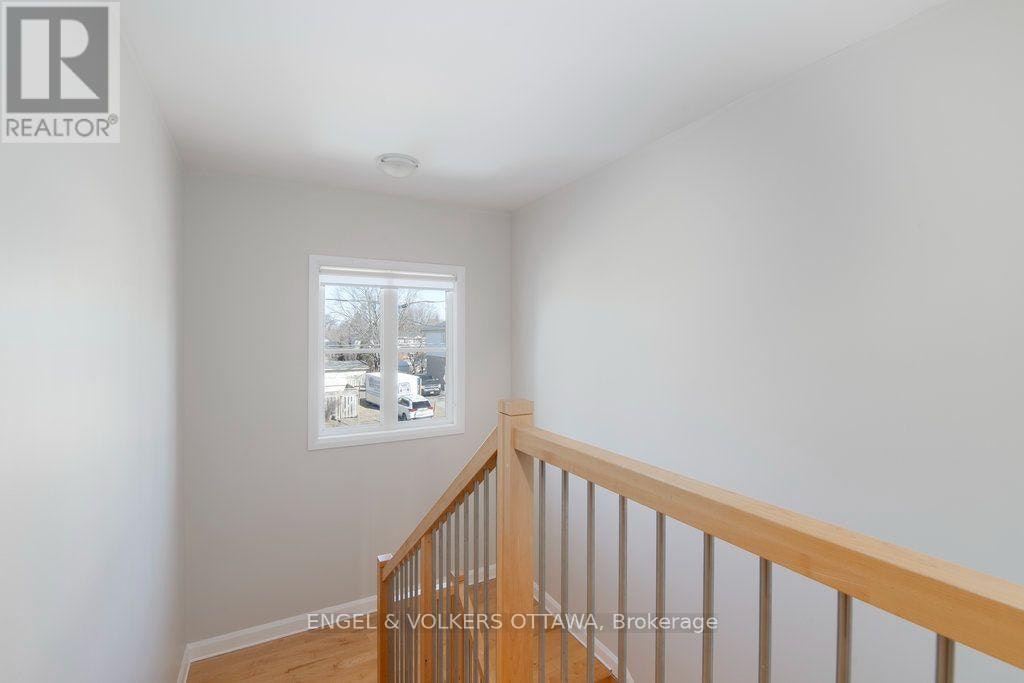 1288A Kilborn Avenue, Ottawa, ON, K1H 6L3 - 16