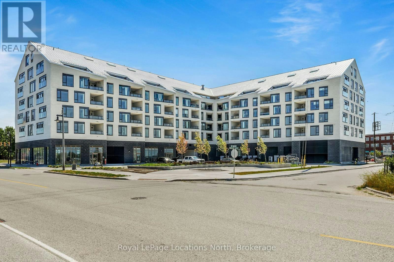 31 Huron, Unit 208 Street, Collingwood, ON, L9Y 5T7 - 2