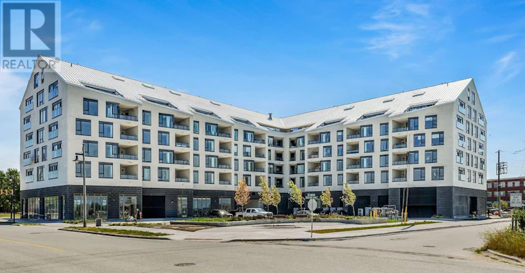 31 Huron, Unit 208 Street, Collingwood, ON, L9Y 5T7 - 2