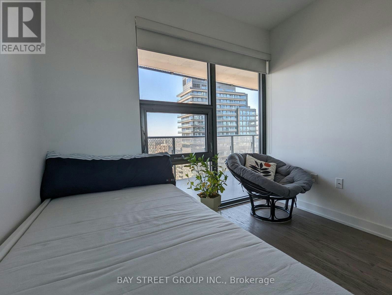 3308-11 Wellesley St Avenue W, Toronto, ON, M4Y 1E8 - 12