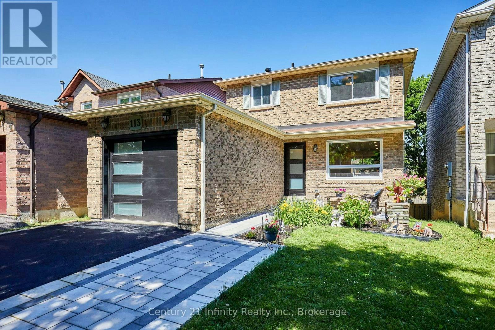 113 Daniels Crescent, Ajax, ON, L1T 1Z1