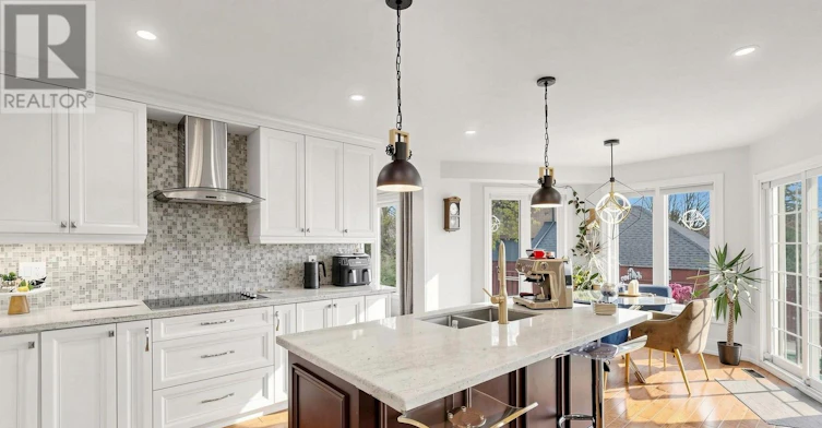 93 Timberline Trail, Aurora, ON, L4G 6A1 - 12