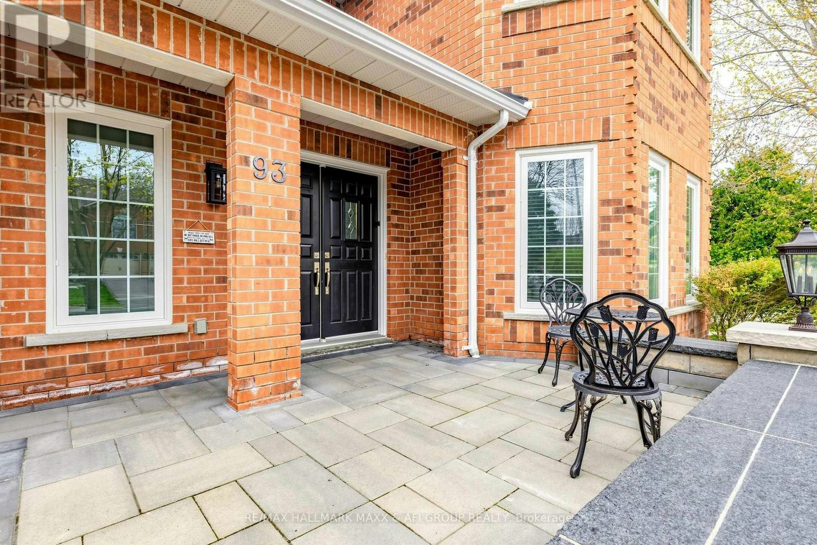 93 Timberline Trail, Aurora, ON, L4G 6A1 - 2