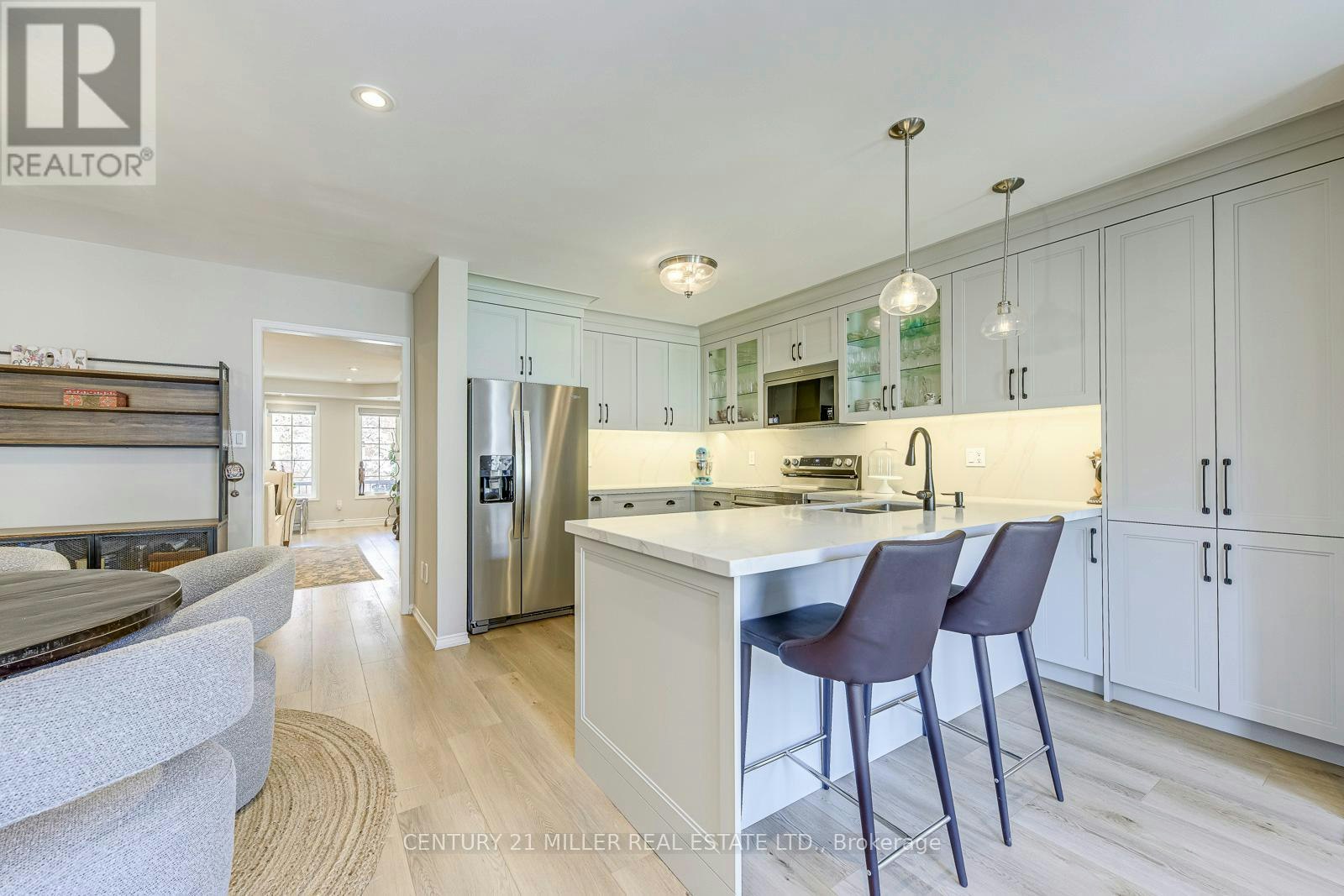 215 Roxton Road, Oakville, ON, L6H 6M9 - 13