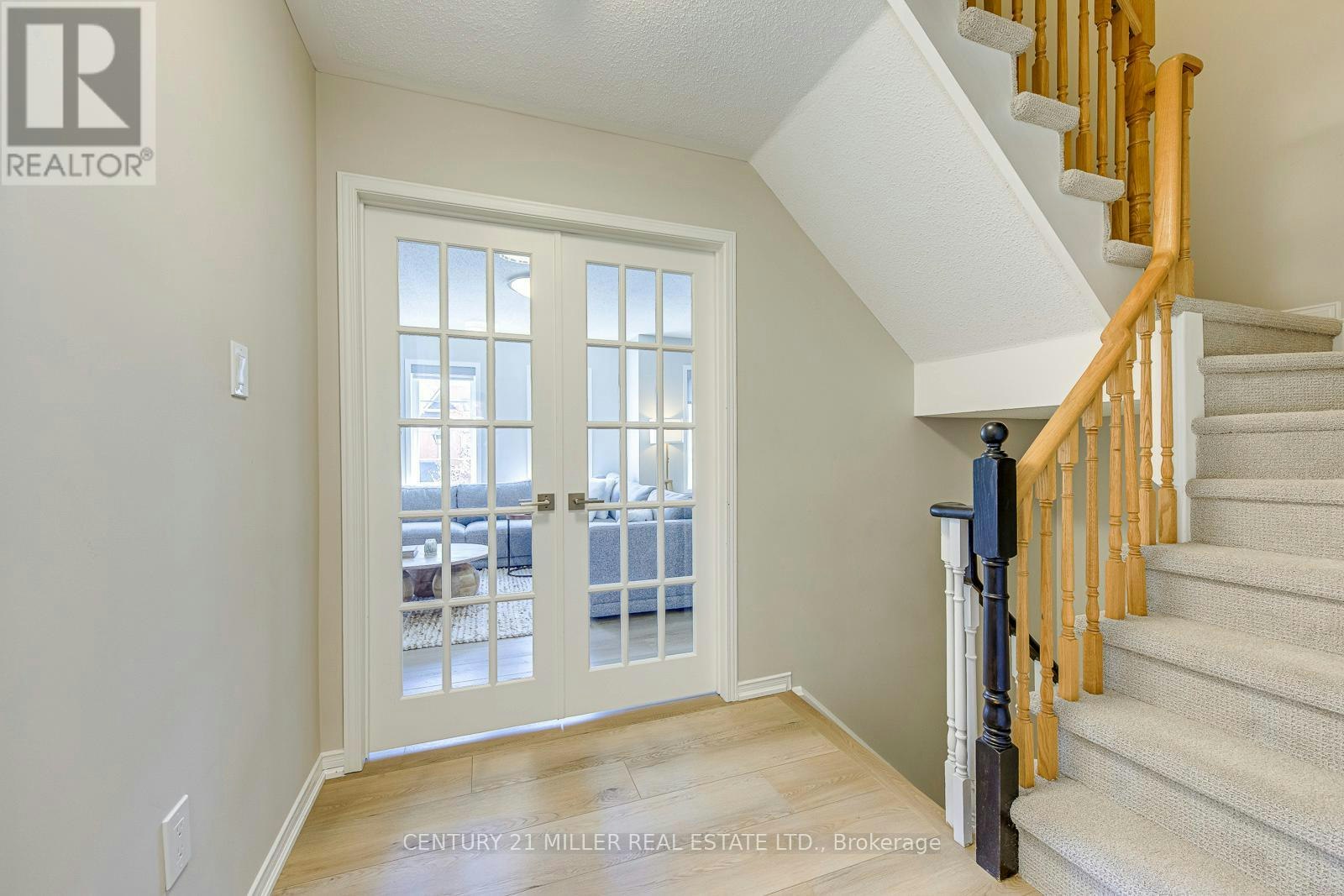 215 Roxton Road, Oakville, ON, L6H 6M9 - 21