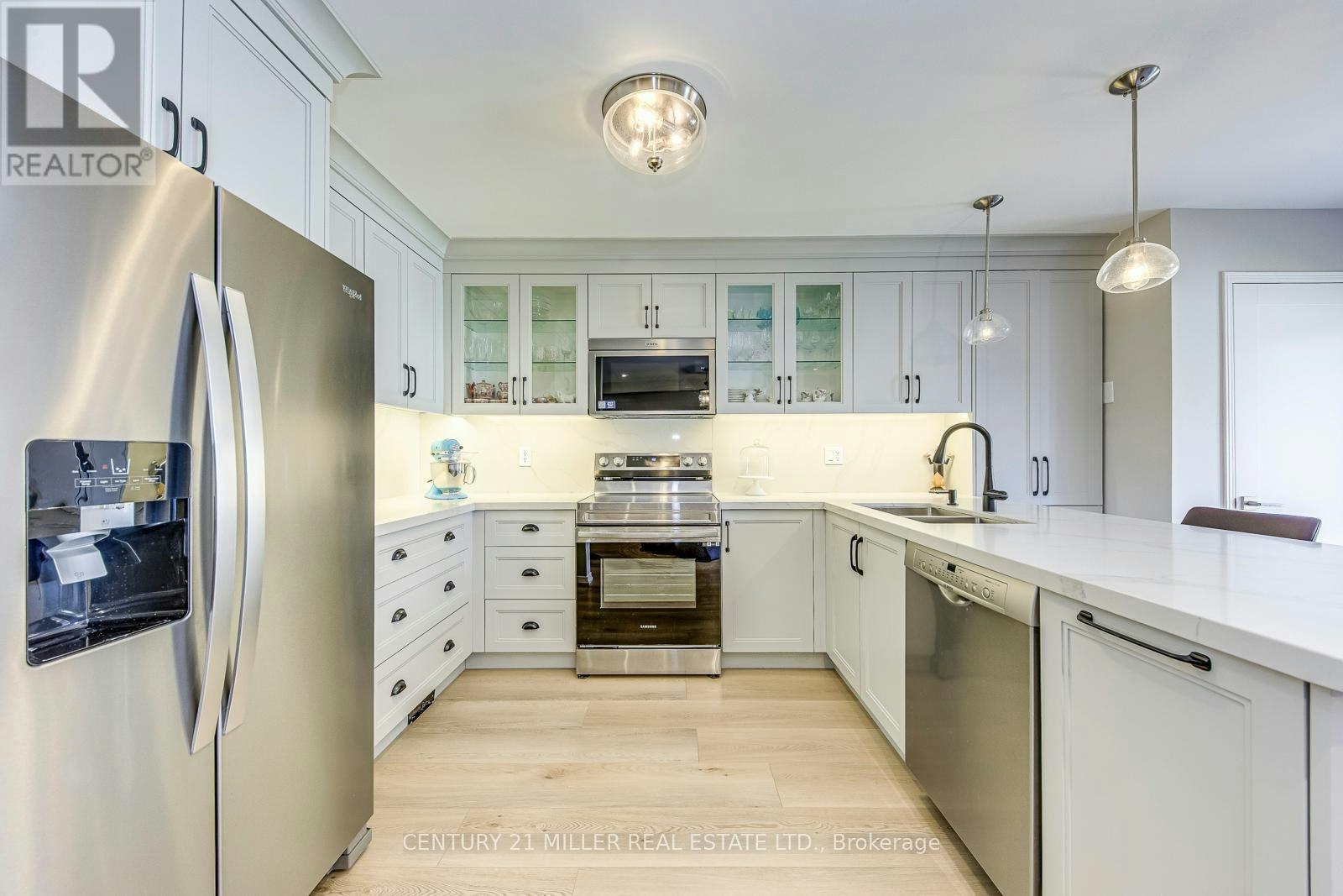 215 Roxton Road, Oakville, ON, L6H 6M9 - 14