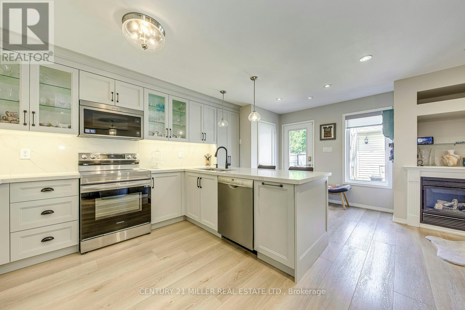 215 Roxton Road, Oakville, ON, L6H 6M9 - 16