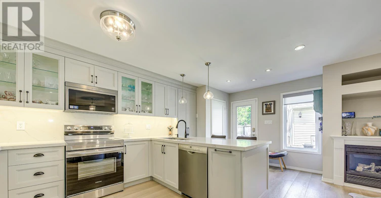 215 Roxton Road, Oakville, ON, L6H 6M9 - 16