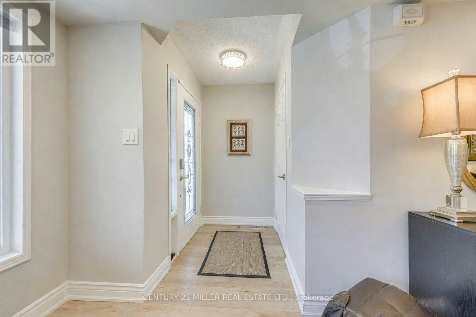 215 Roxton Road, Oakville, ON, L6H 6M9 - 3