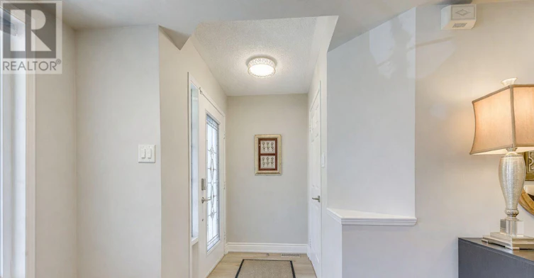 215 Roxton Road, Oakville, ON, L6H 6M9 - 3