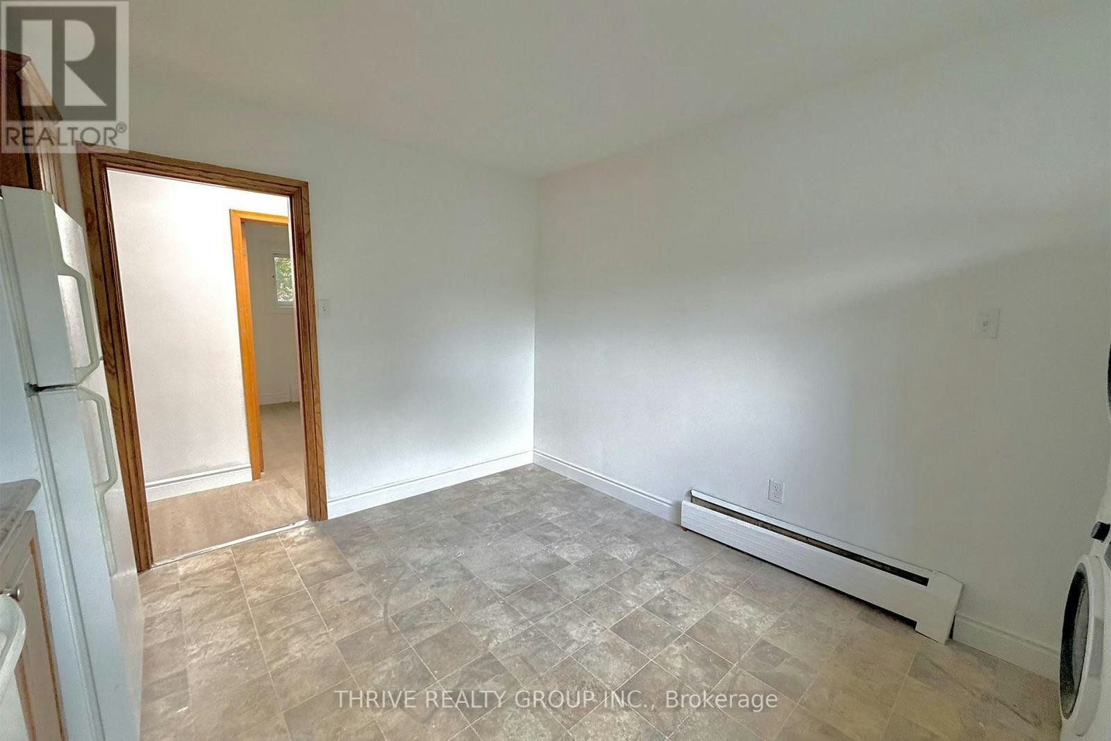 MAIN-1023 Eagle Drive, London, ON, N5Z 3H4 - 10