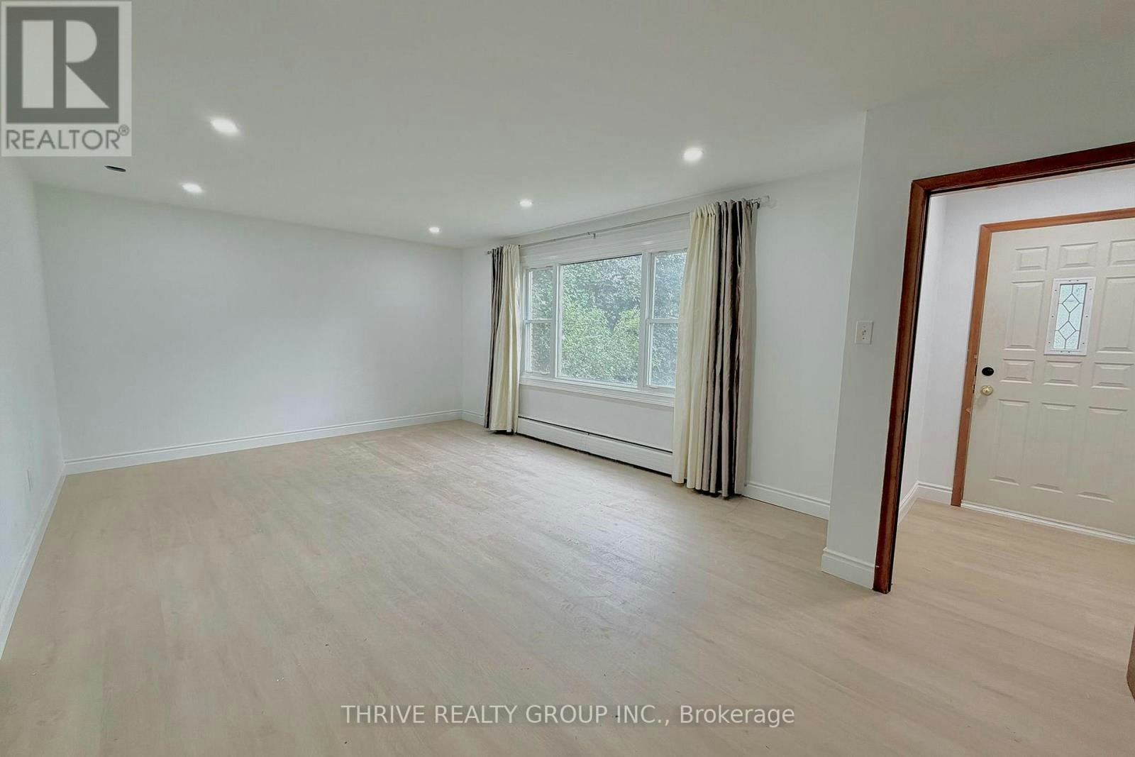 MAIN-1023 Eagle Drive, London, ON, N5Z 3H4 - 6