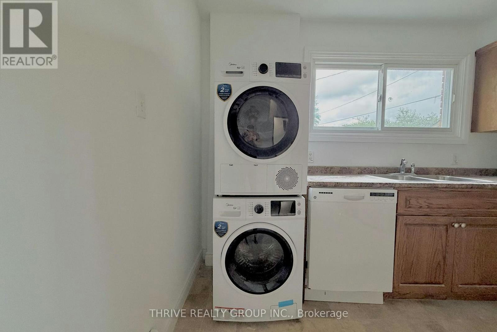 MAIN-1023 Eagle Drive, London, ON, N5Z 3H4 - 9
