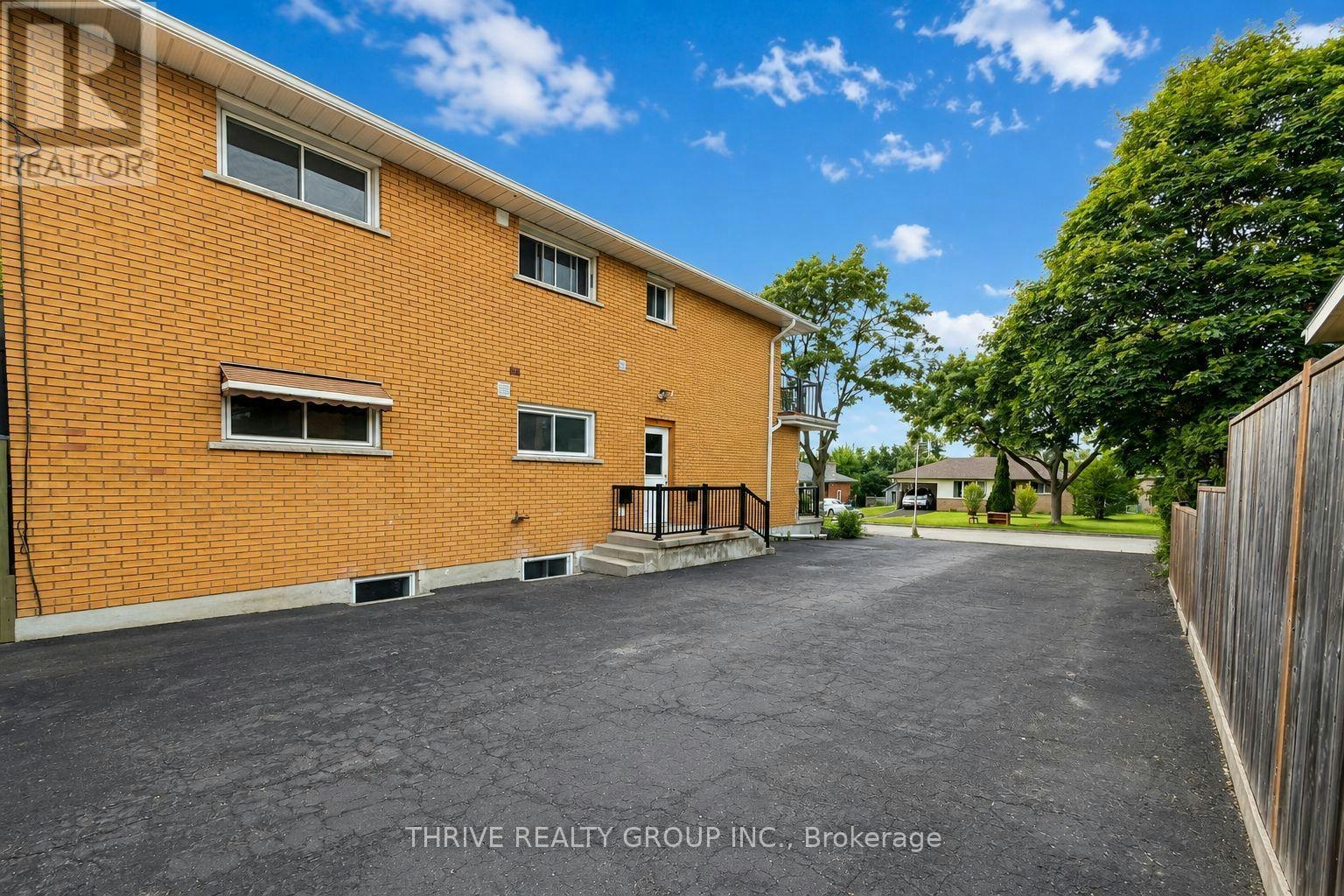 MAIN-1023 Eagle Drive, London, ON, N5Z 3H4 - 3