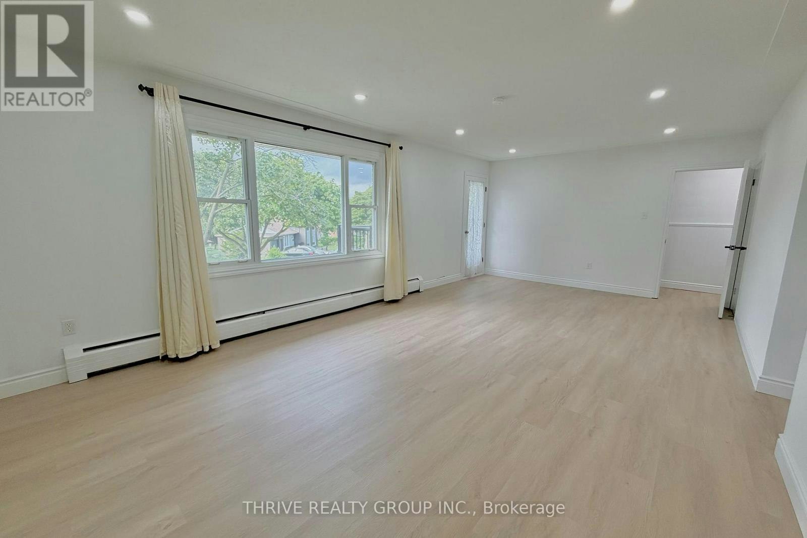 UPPER-1023 Eagle Drive, London, ON, N5Z 3H4 - 6