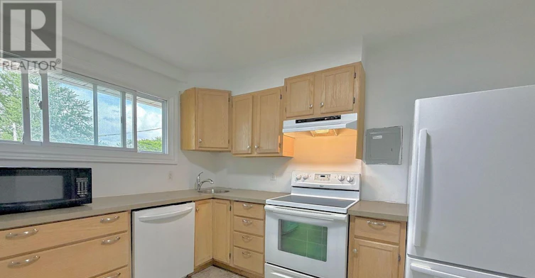 UPPER-1023 Eagle Drive, London, ON, N5Z 3H4 - 9