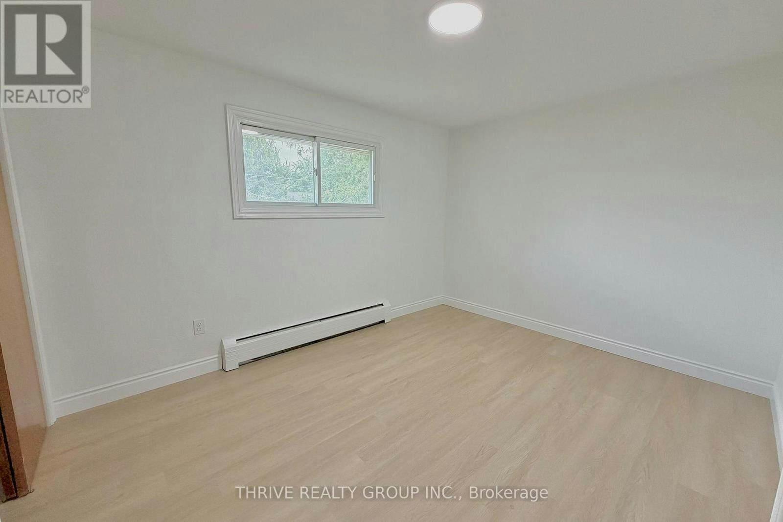 UPPER-1023 Eagle Drive, London, ON, N5Z 3H4 - 16