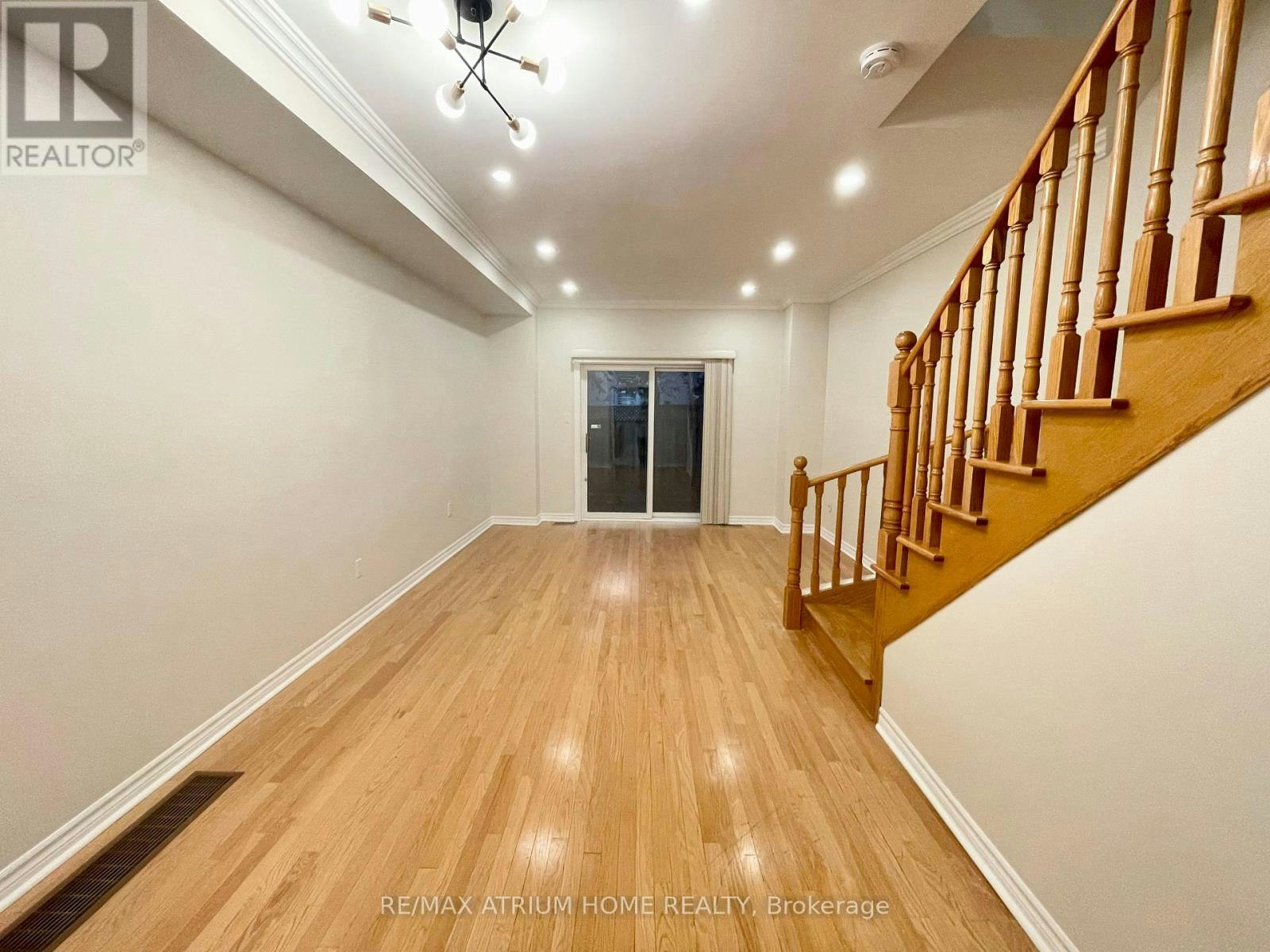 10 William Poole Way, Toronto, ON, M2N 7A7 - 7
