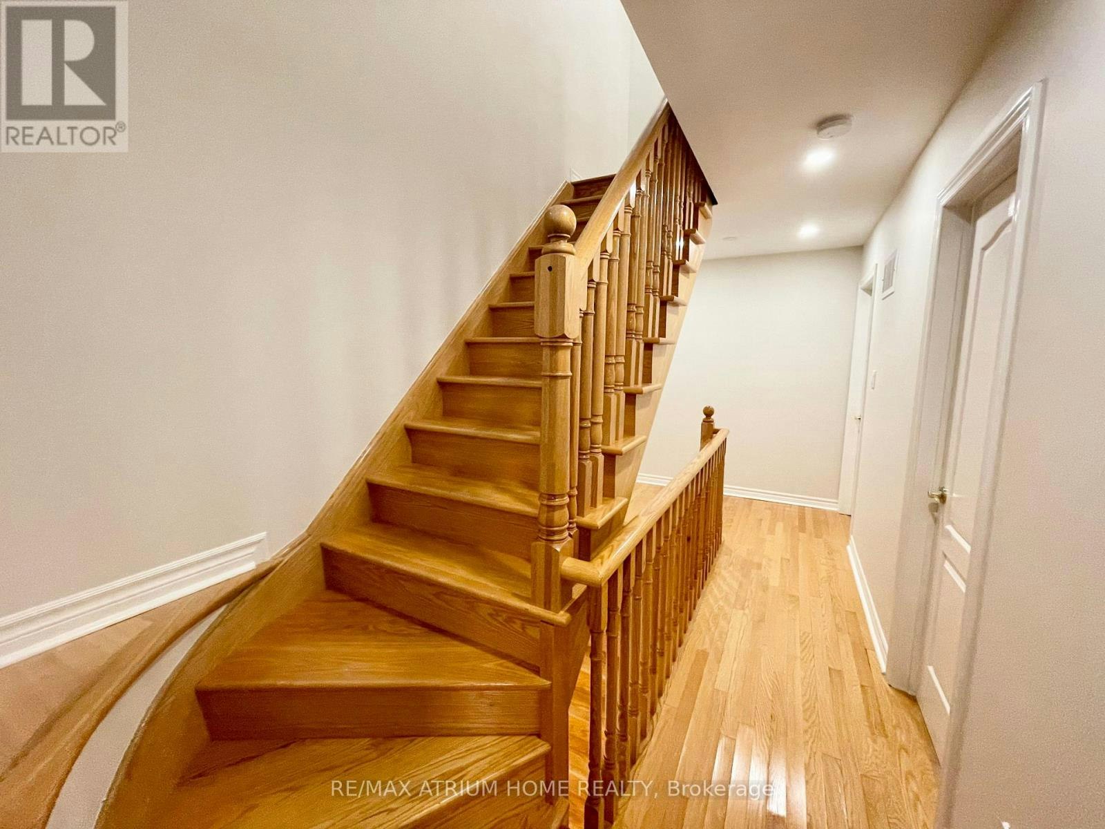 10 William Poole Way, Toronto, ON, M2N 7A7 - 17