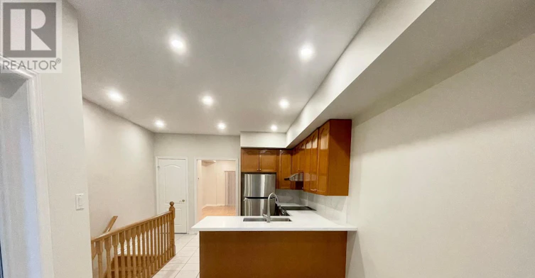 10 William Poole Way, Toronto, ON, M2N 7A7 - 5