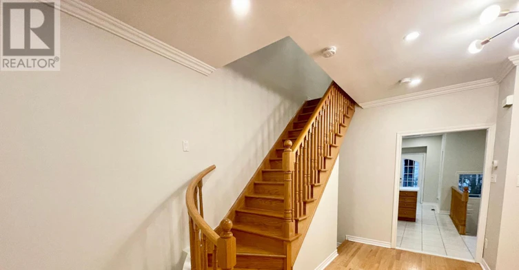 10 William Poole Way, Toronto, ON, M2N 7A7 - 11