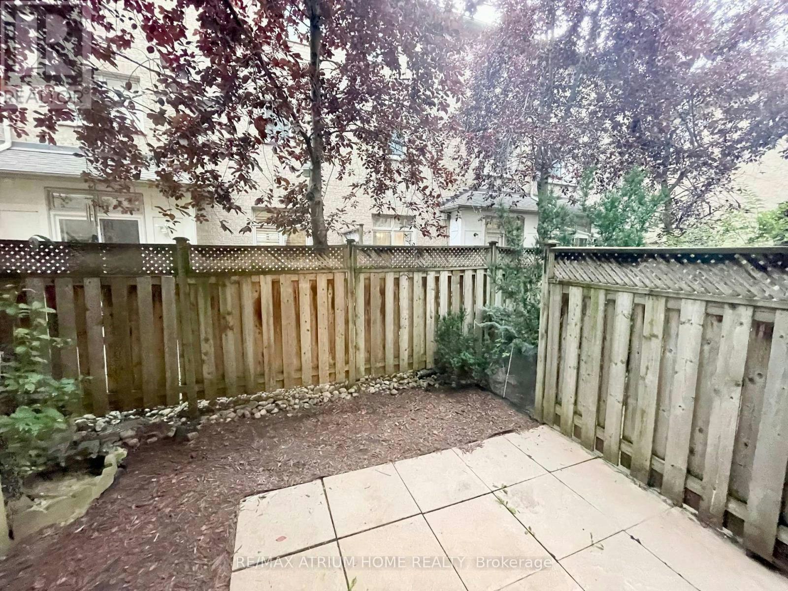 10 William Poole Way, Toronto, ON, M2N 7A7 - 9