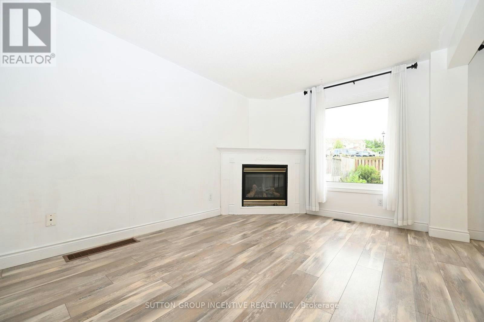233 Stanley Street, Barrie, ON, L4M 6X9 - 4