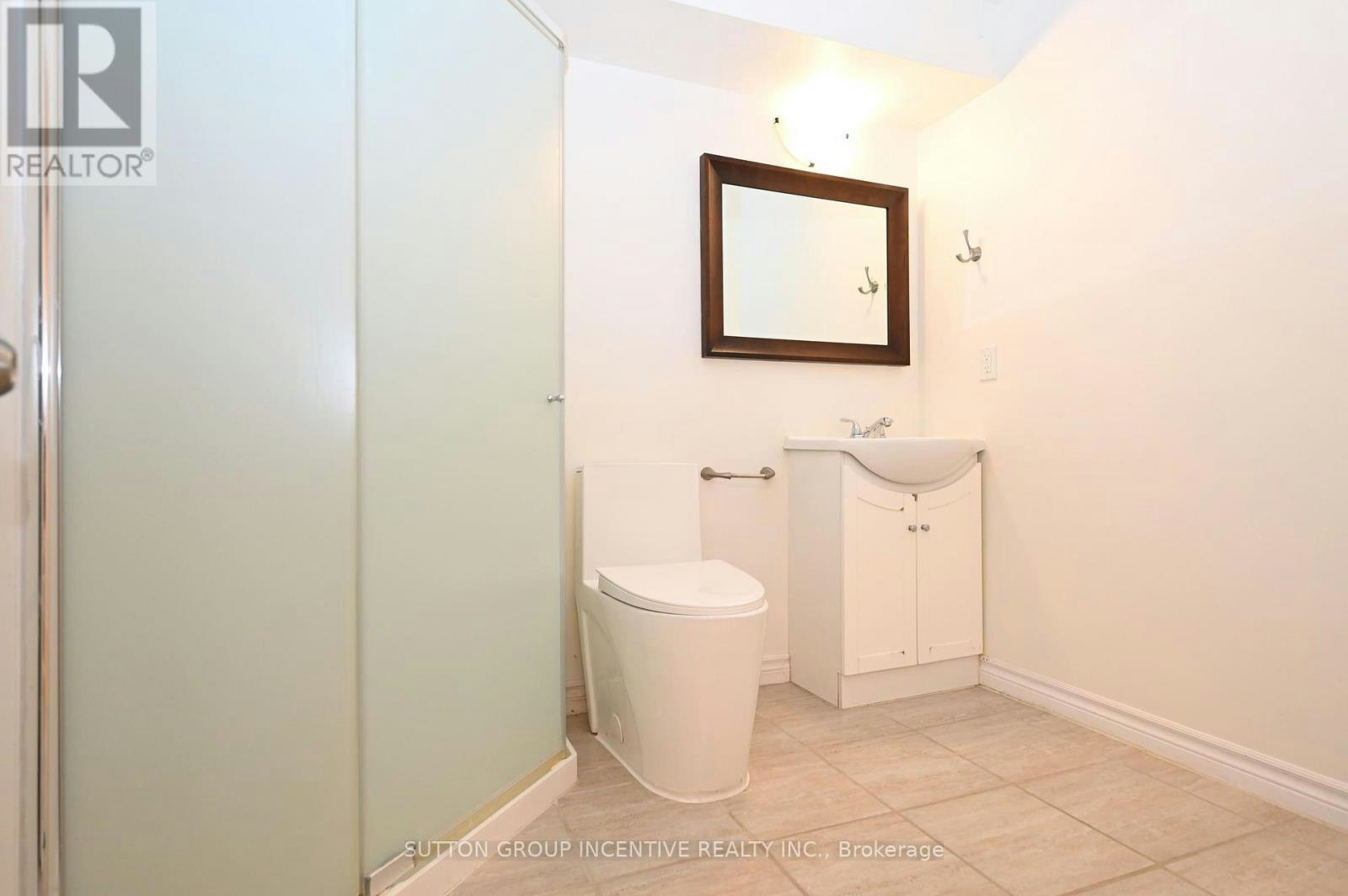 233 Stanley Street, Barrie, ON, L4M 6X9 - 24