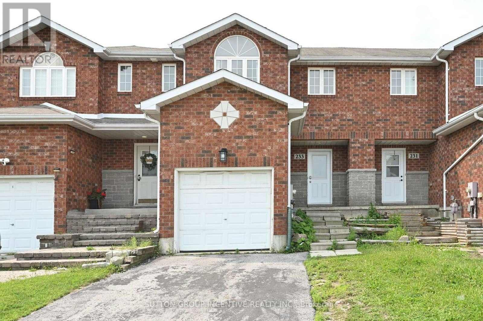 233 Stanley Street, Barrie, ON, L4M 6X9