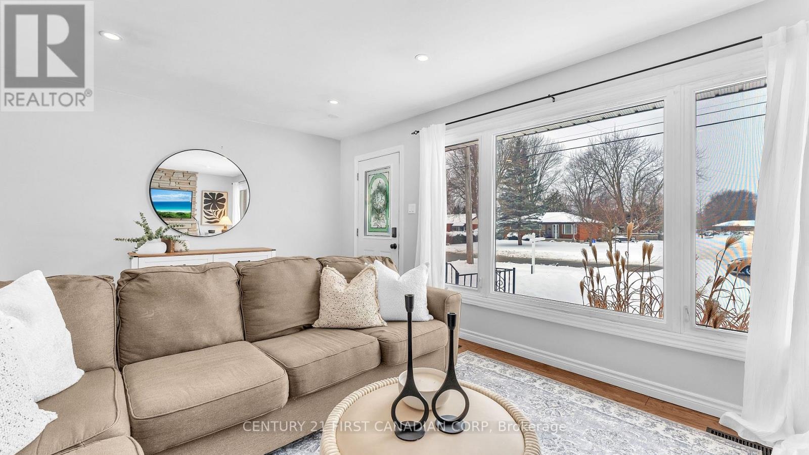 UPPER-238 Mcnay Street, London, ON, N5Y 1L4 - 4