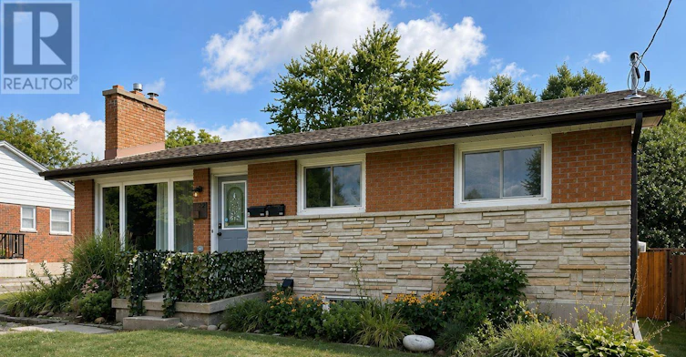 UPPER-238 Mcnay Street, London, ON, N5Y 1L4