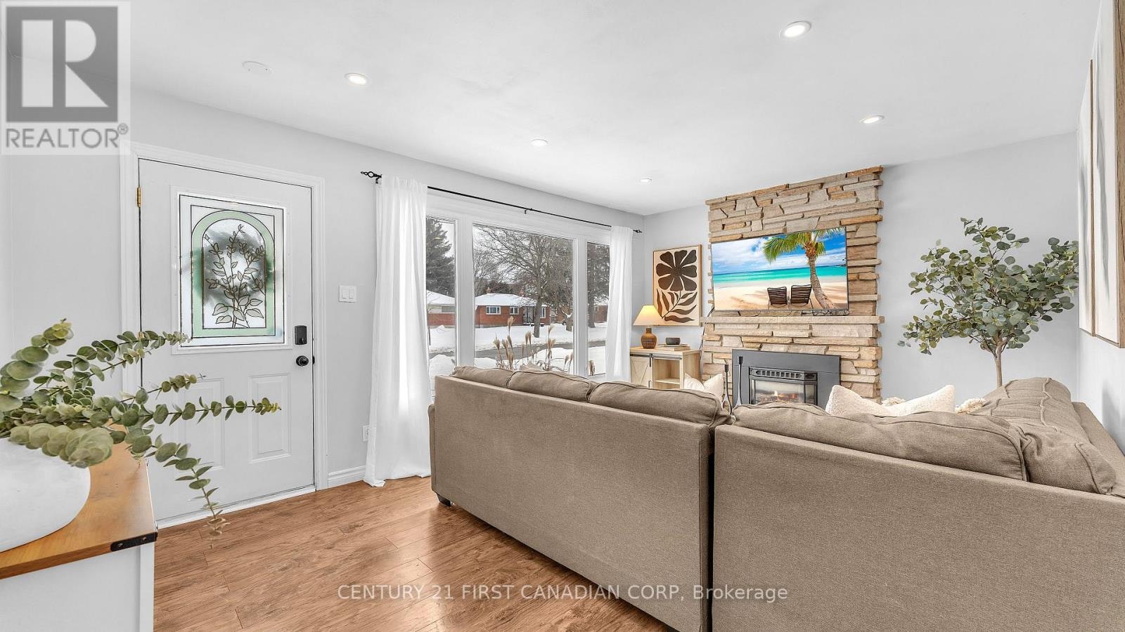 UPPER-238 Mcnay Street, London, ON, N5Y 1L4 - 2