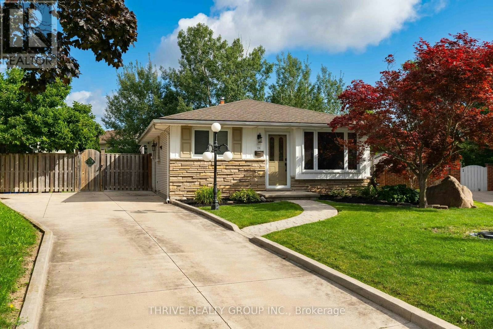 26 Heath Place, London, ON, N5Z 4G6