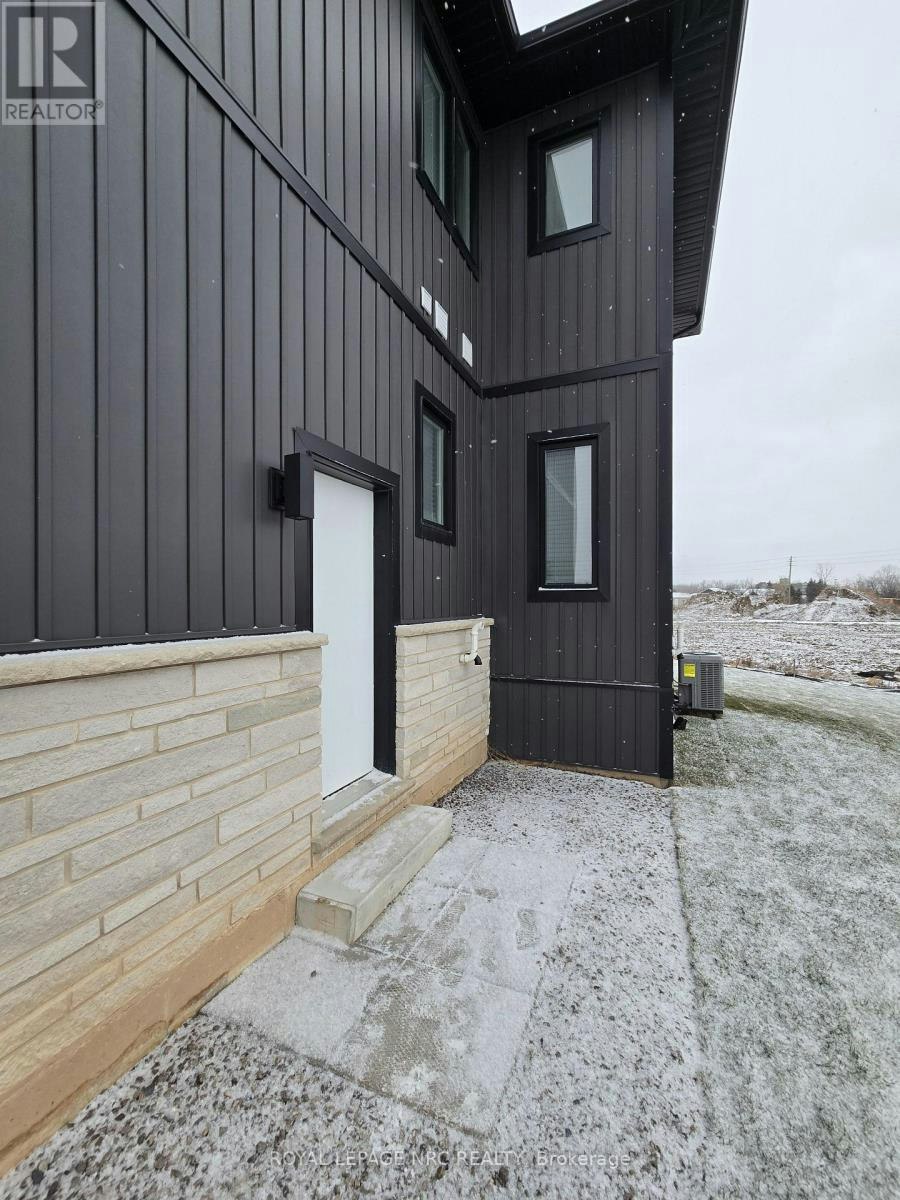 LOWER-7394 Splendour Drive, Niagara Falls, ON, L2H 3V7 - 3