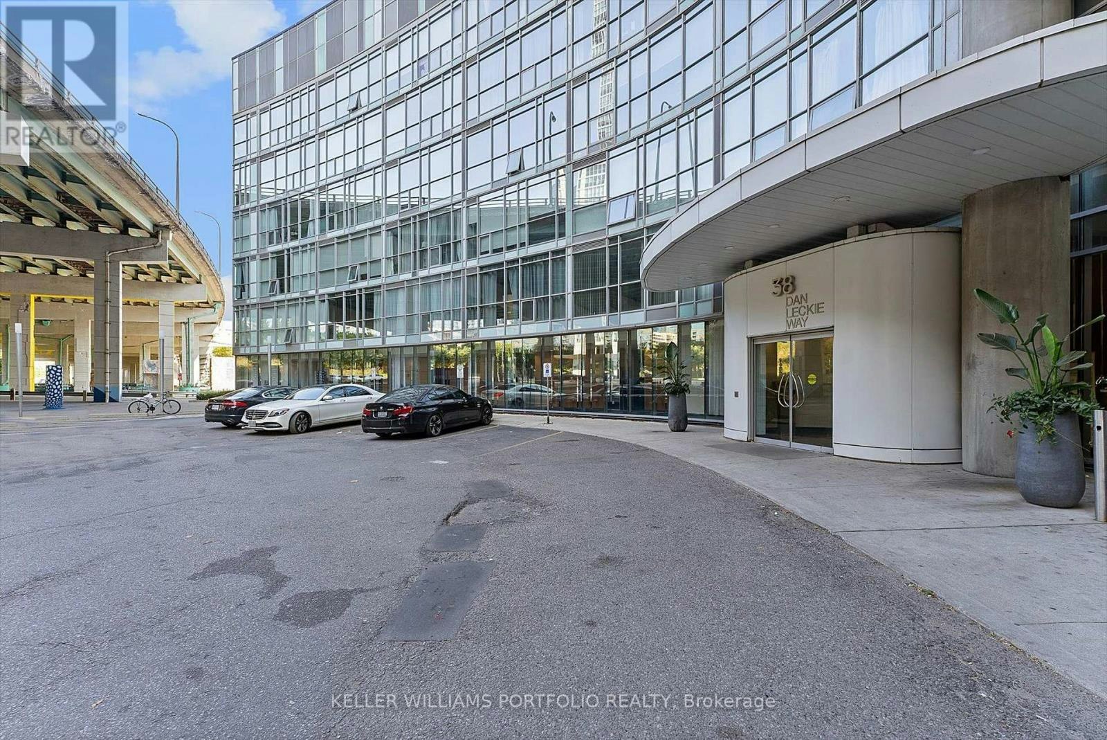 2601-38 Dan Leckie Way, Toronto, ON, M5V 2V6 - 4