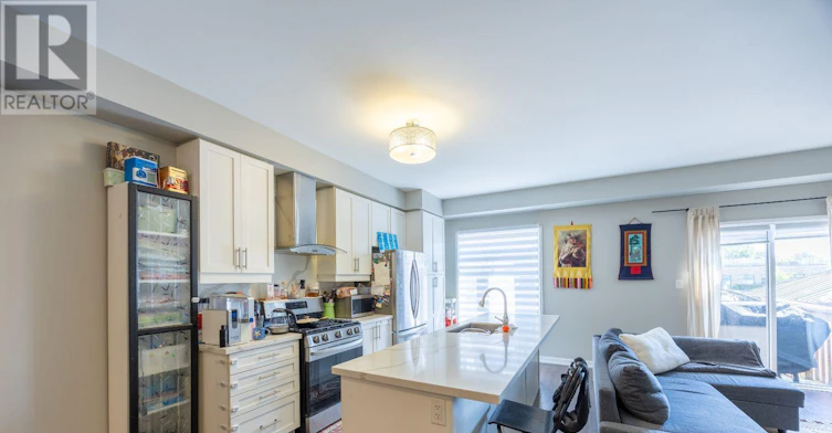 72 Longshore Way, Whitby, ON, L1N 0M1 - 4