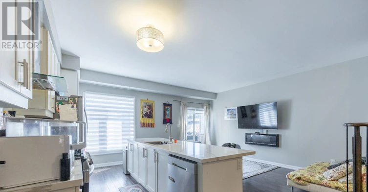 72 Longshore Way, Whitby, ON, L1N 0M1 - 5