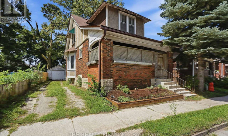 35 Wharncliffe Road S