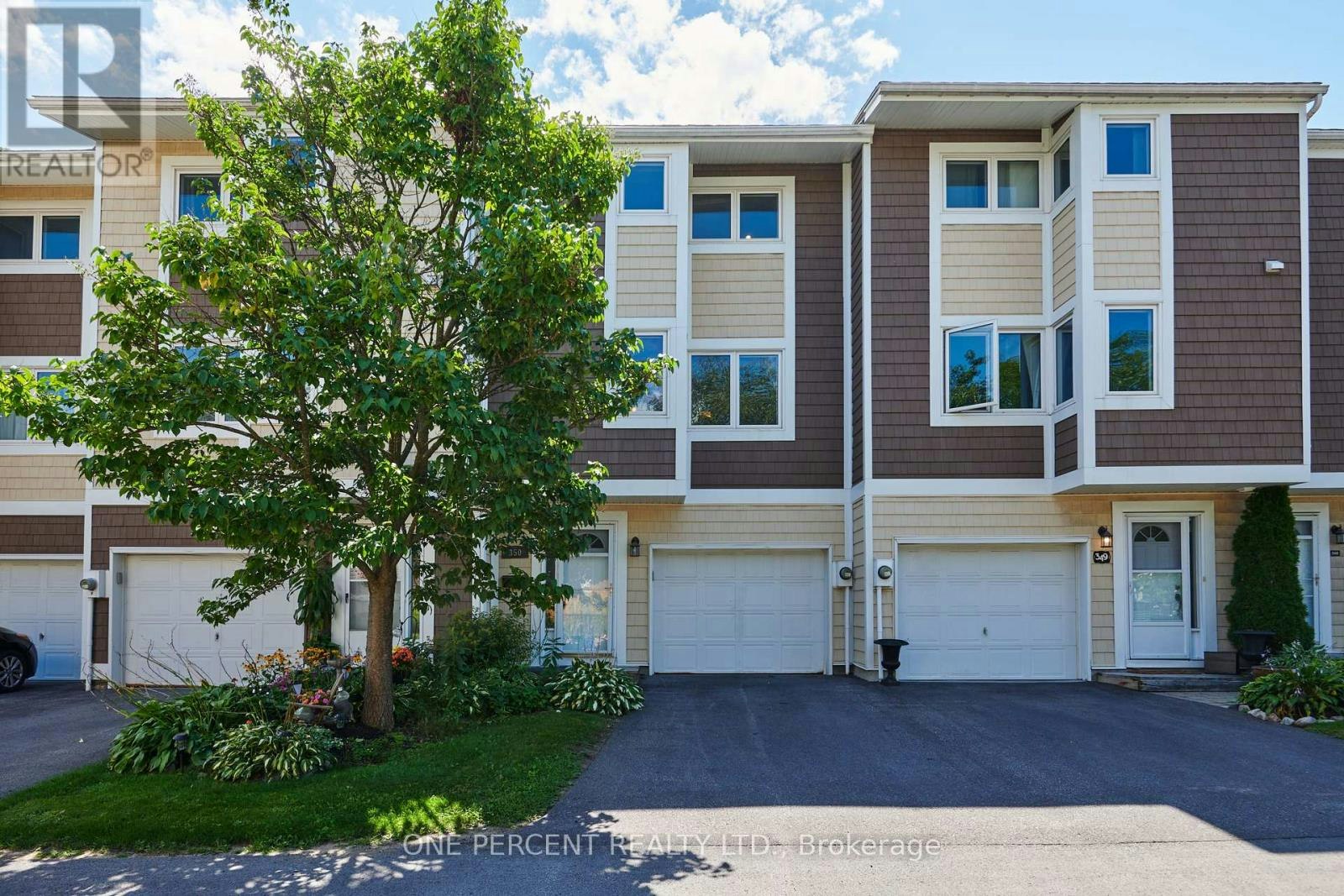 350 Stowe Court, Ottawa, ON, K2K 1Z6