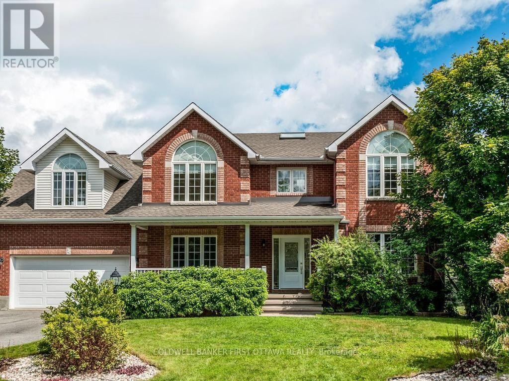 5 Hearn Crescent, Ottawa, ON, K2S 1R7