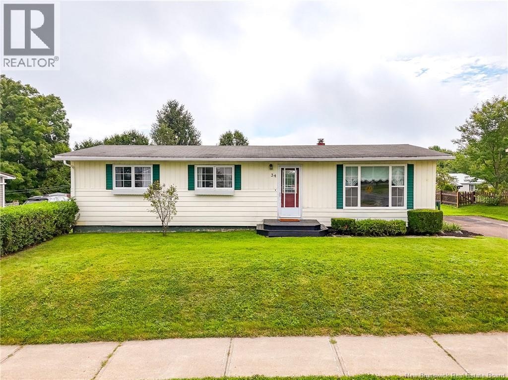 35 Harding Drive, Nackawic, NB, E6G 1C5