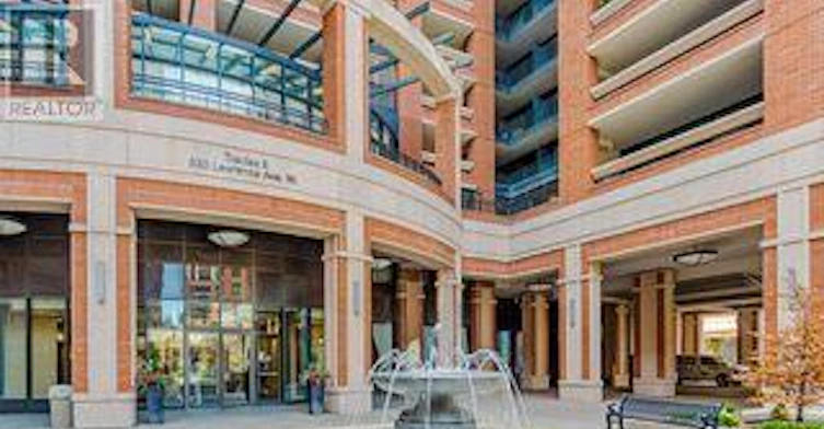 708-830 Lawrence Avenue W, Toronto, ON, M6A 0B6 - 17