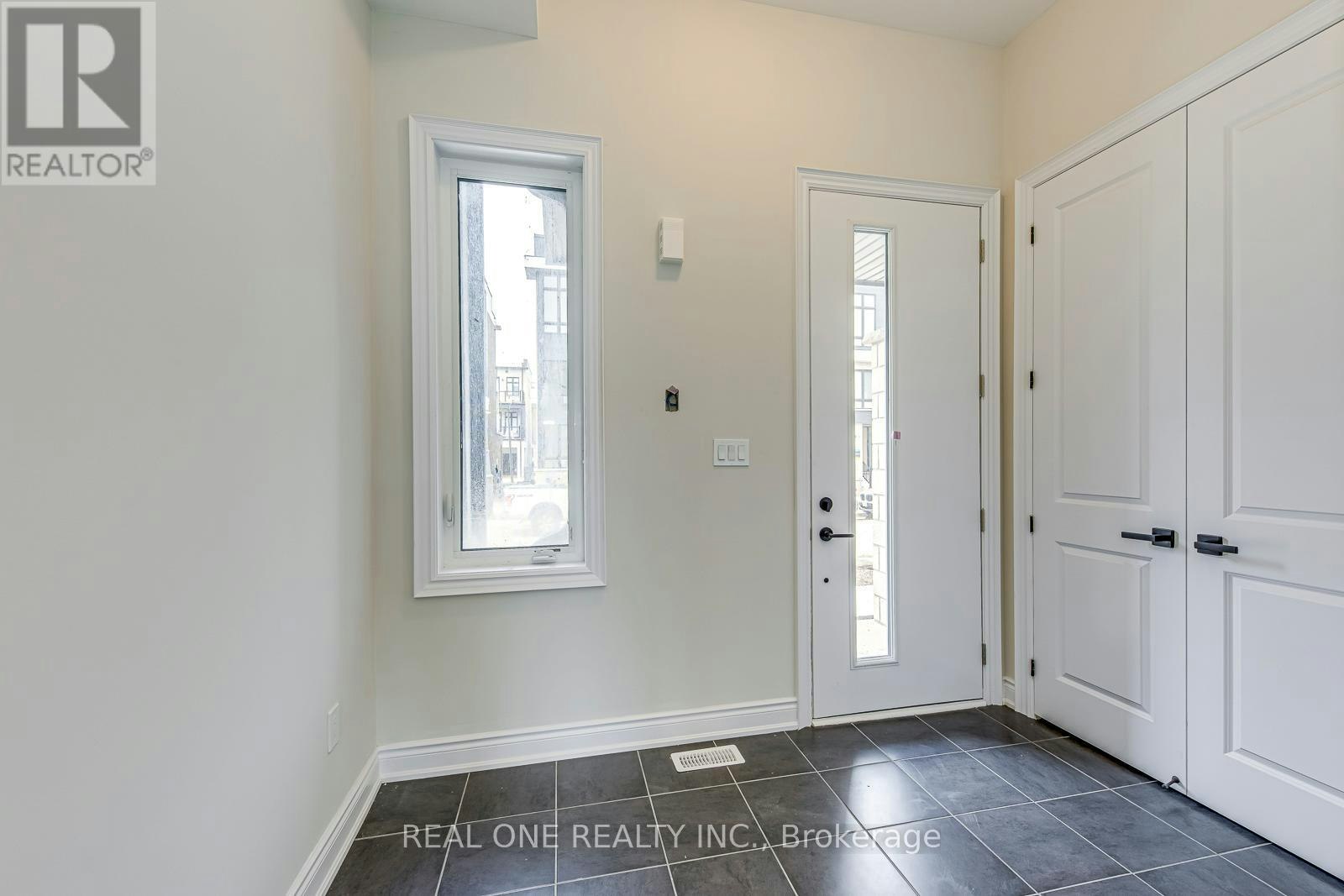 3099 Perkins Way, Oakville, ON, L6H 7Z5 - 3