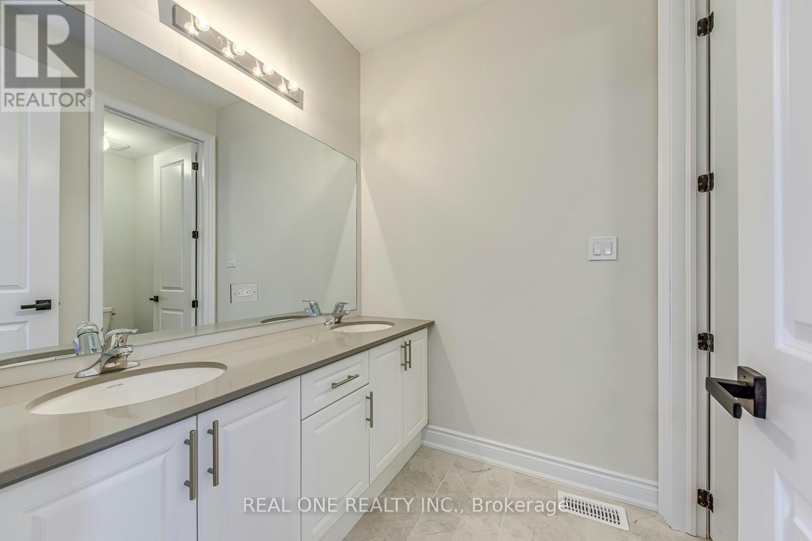 3099 Perkins Way, Oakville, ON, L6H 7Z5 - 33