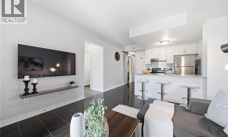 506-1421 Costigan Road