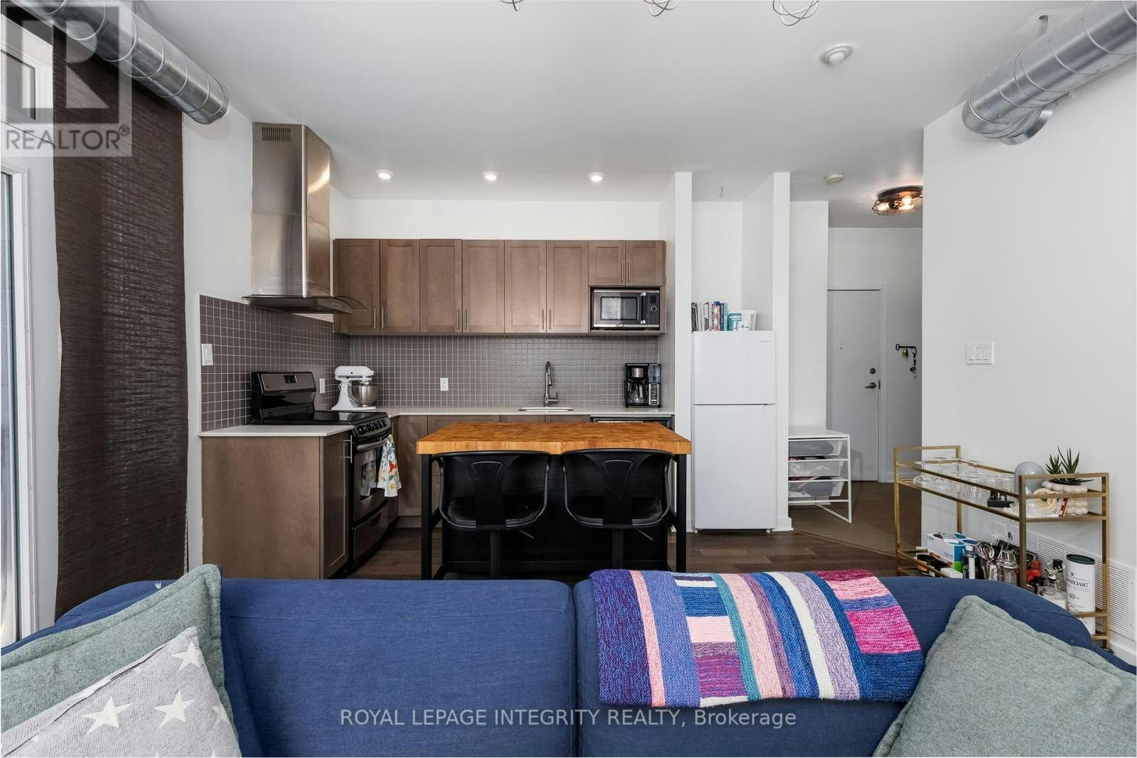 202-1308 Thames Street, Ottawa, ON, K1Z 7N4 - 13