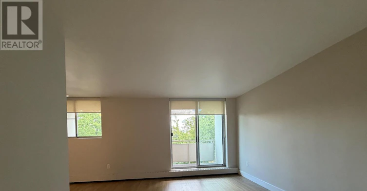 302-4982 Chrysler Avenue, Niagara Falls, ON, L2E 7B4 - 5